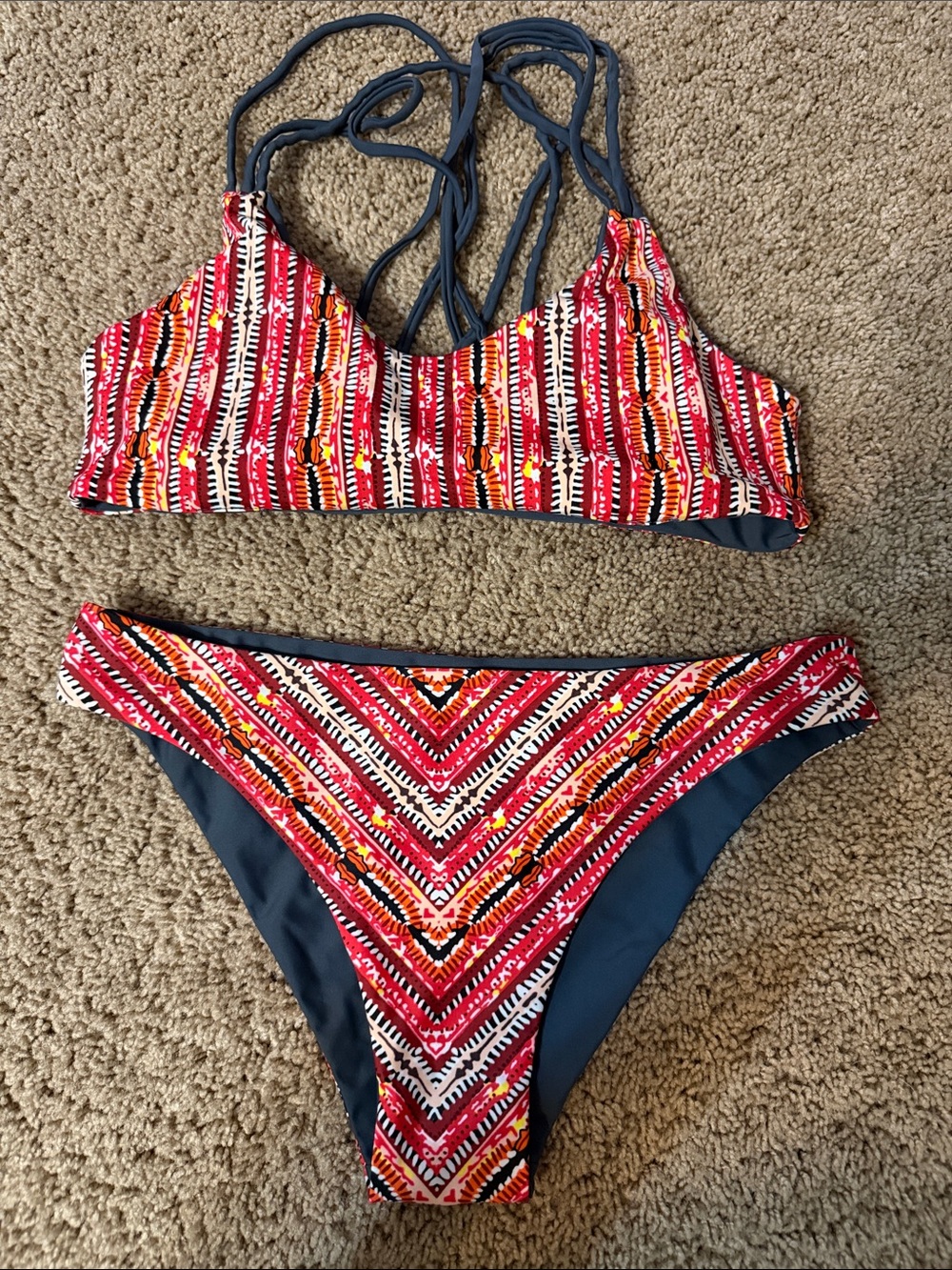 Cupshe Reversible Heated Love In Desert Cross Back Bikini Set sz m